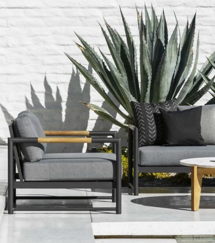 BREEZE XL 2 SEAT SOFA