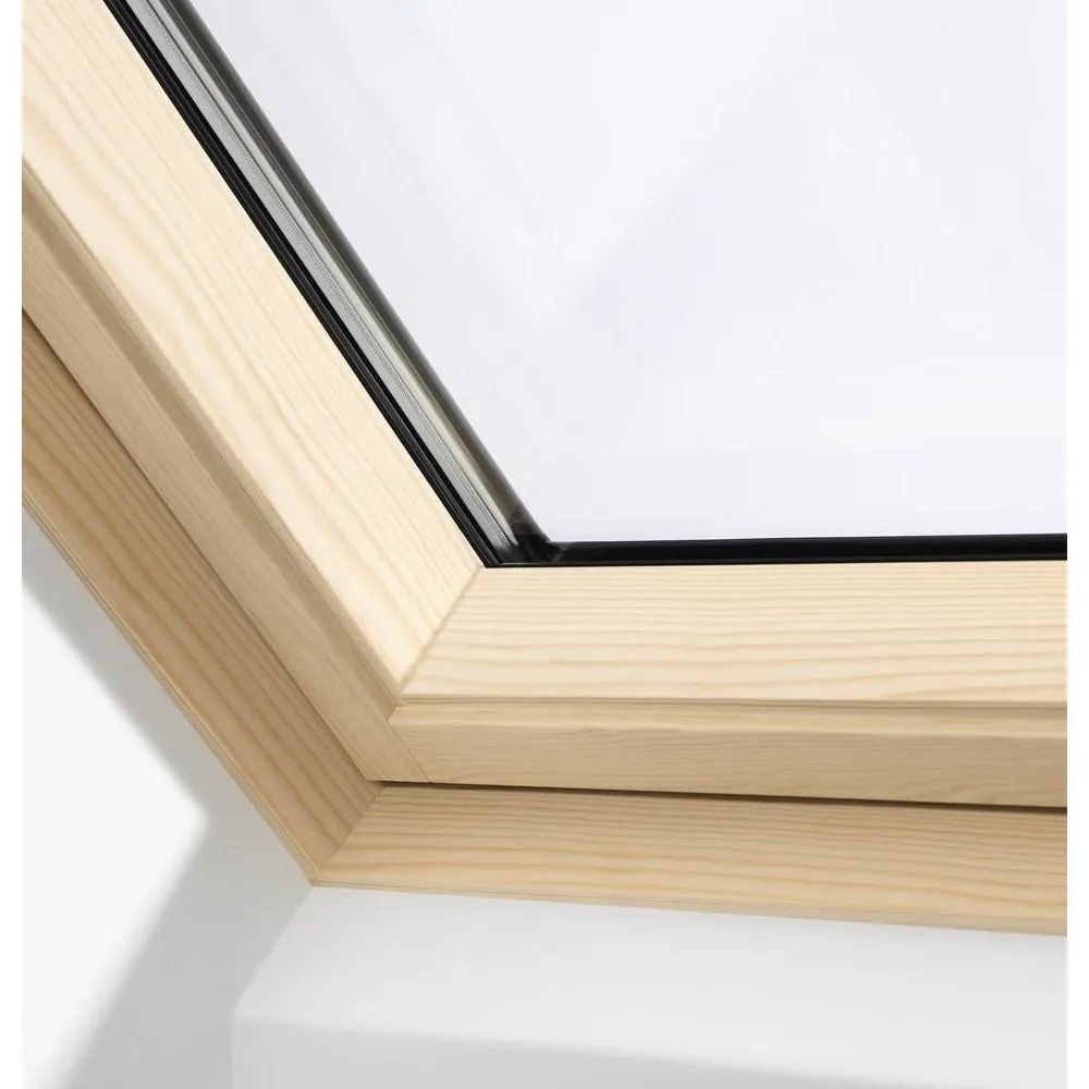 VELUX GGL CK04 3070Q Enhanced Security Pine Centre-Pivot Roof Window (55 x 98 cm)